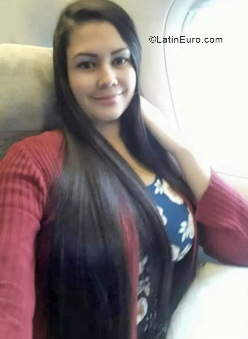 Date this passionate Ecuador girl Paholly from Quito EC610