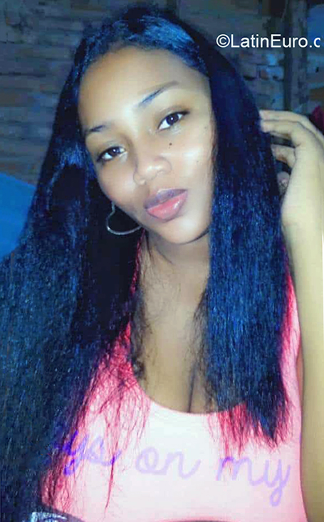 Date this passionate Colombia girl Kimverlin from Buenaventura CO30463
