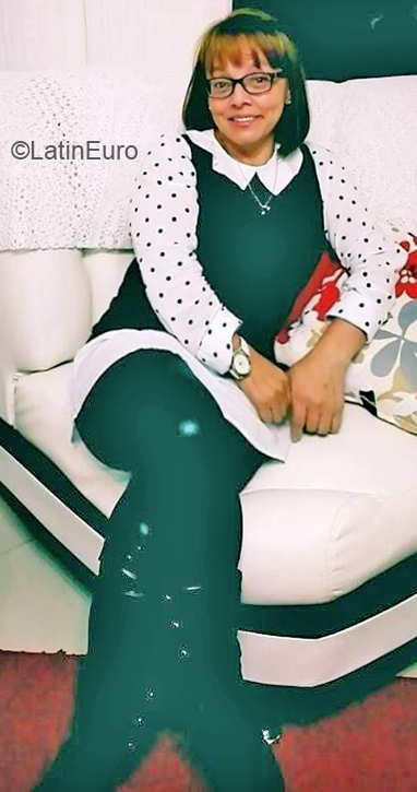 Date this tall Colombia girl Stella from Bogota CO28639