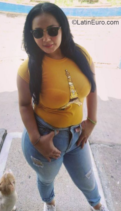 Date this sultry Colombia girl Marcela from Medellin CO28651