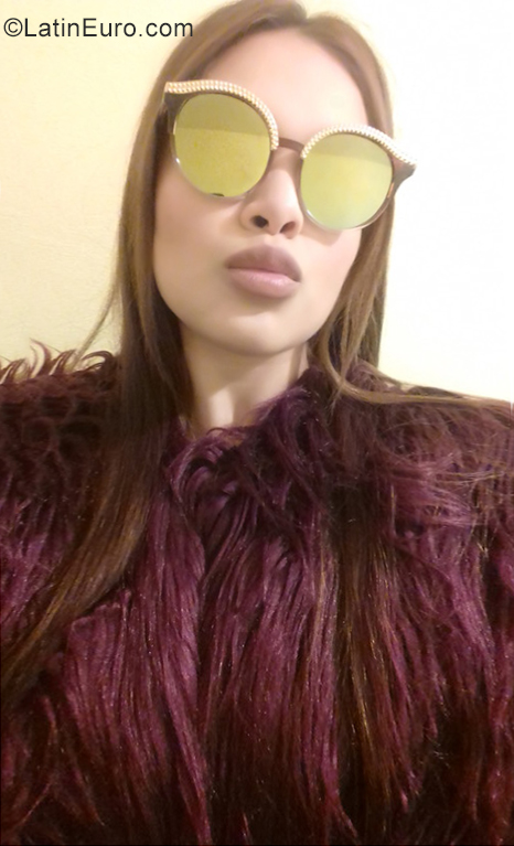 Date this georgeous Mexico girl Nicole from Mexico City MX2109