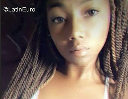 Date this athletic Dominican Republic girl Karely from San Pedro de Macoris DO39041
