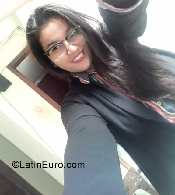 Date this athletic Colombia girl LIZETH from Tolima CO30166