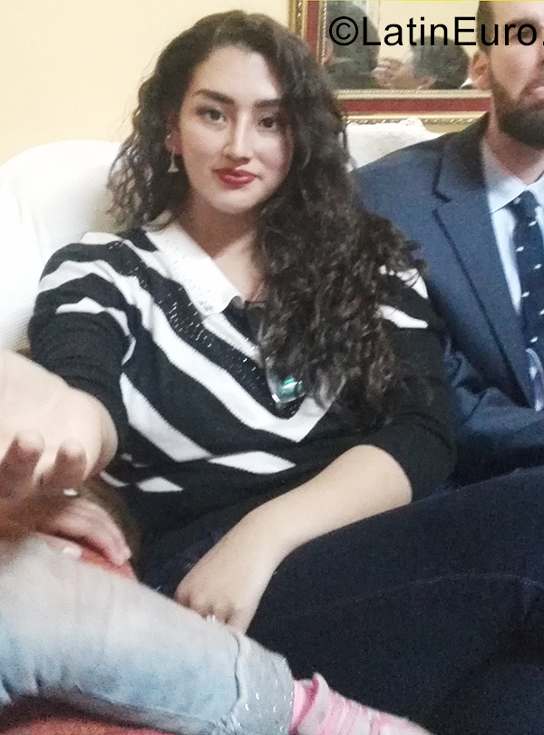 Date this sensual Peru girl Alaina from Lima PE1756