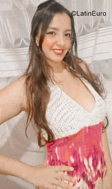 Date this exotic Venezuela girl Yolanda from Caracas VE3682