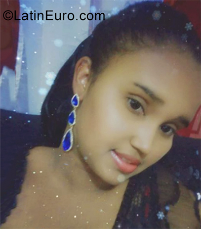 Date this fun Dominican Republic girl Estefany from Higuey DO39231