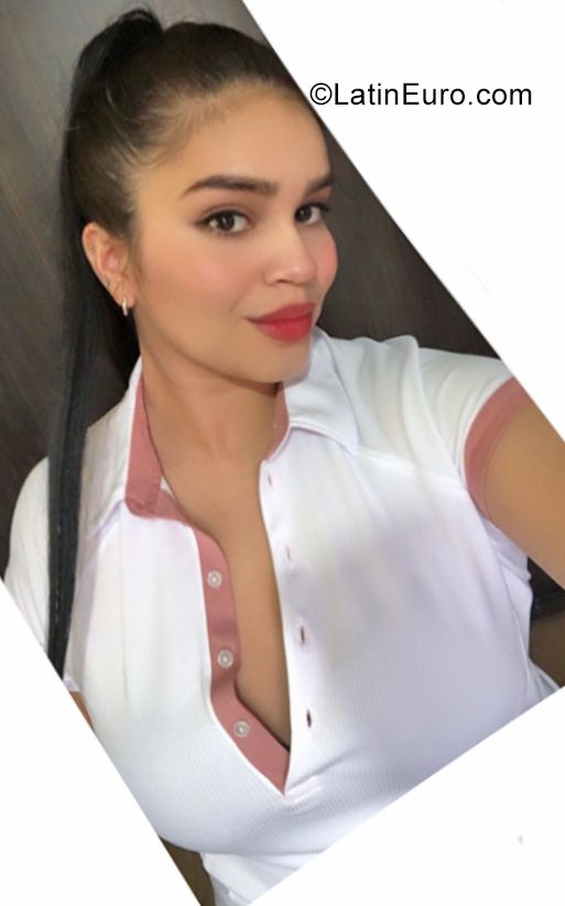 Date this funny Colombia girl Angie from Bogota CO29273