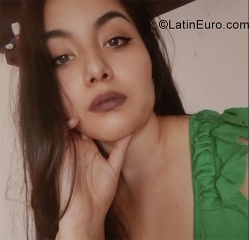 Date this exotic Argentina girl Diana from Buenos Aires AR649