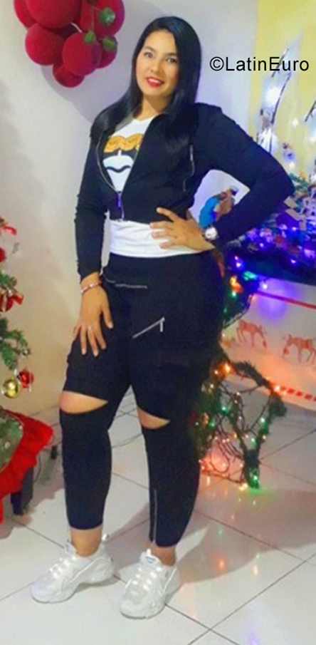 Date this charming Colombia girl Sayen from Cali CO29369