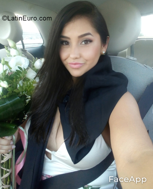 Date this young Italy girl Sinai from Pescara IT342