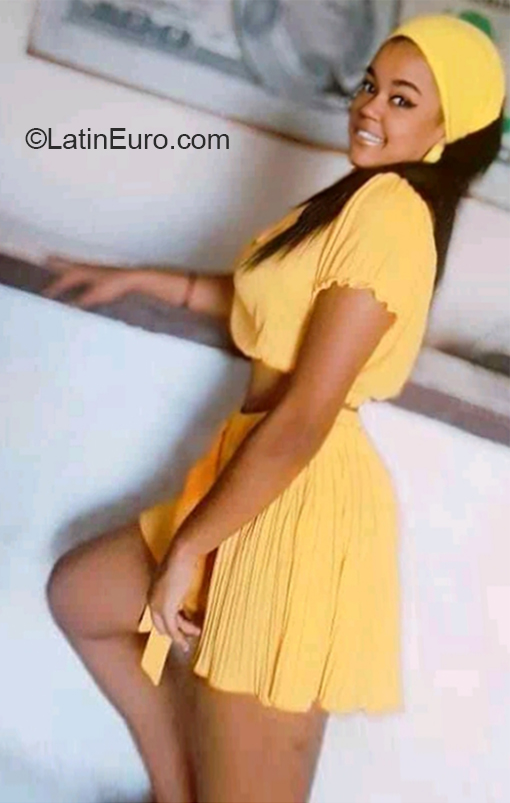 Date this gorgeous Cuba girl Kelin from Ciego De Avila CU764