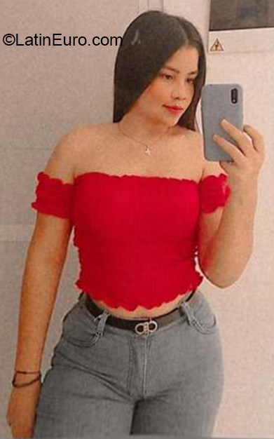 Date this passionate Colombia girl Yoskarlis from Barranquilla CO29960