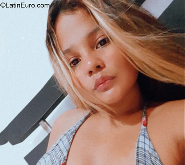 Date this hard body Colombia girl Brenda from Cartagena CO29985