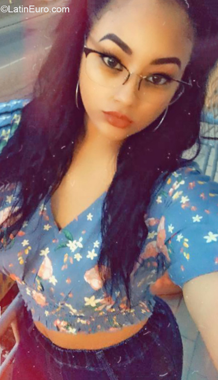 Date this beautiful Italy girl Andy from Reggio Emilia IT346