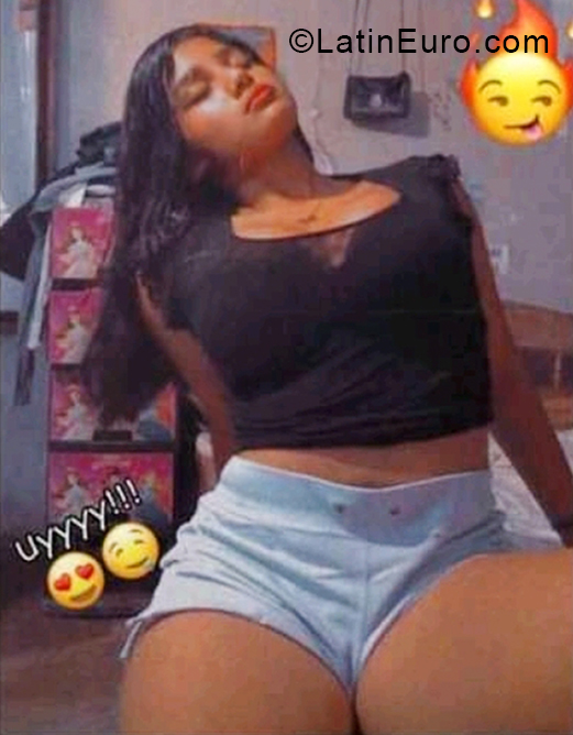 Date this stunning Nicaragua girl Rose from Managua NI283