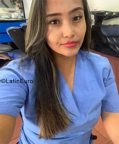 Date this attractive Colombia girl Vidian from Yopal CO30194
