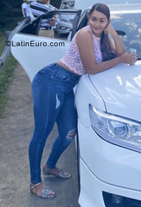 Date this hot Dominican Republic girl July from Cotui DO40338