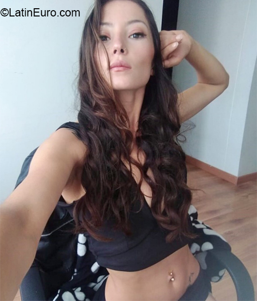 Date this athletic Colombia girl Juana from Bogota CO30289