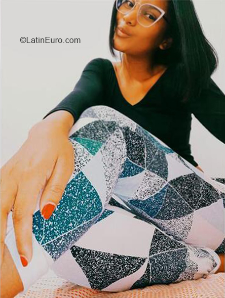 Date this fun Colombia girl Yorlyany from Barranquilla CO30419