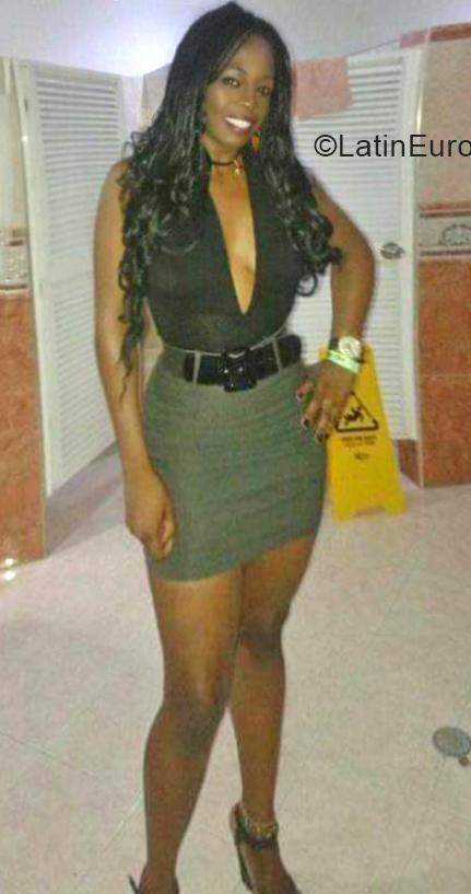 Date this passionate Colombia girl Johanna from Cali CO30362