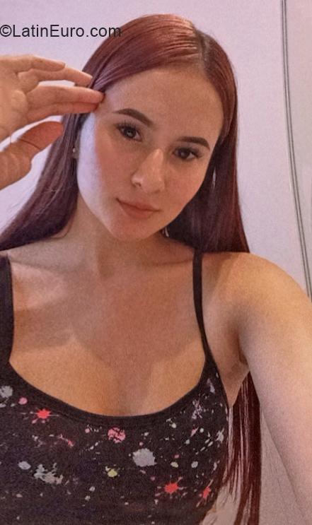 Date this sensual Colombia girl Vanessa from Río Negro CO30430