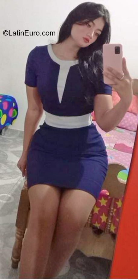 Date this tall Colombia girl Thalia from Cucuta CO30515