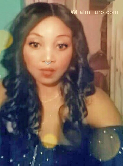 Date this hard body Jamaica girl Alesha from Runaway bay JM2704