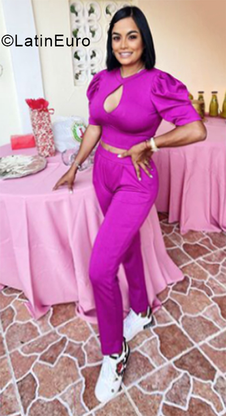 Date this pretty Dominican Republic girl Yanny from Puerto Plata DO40051