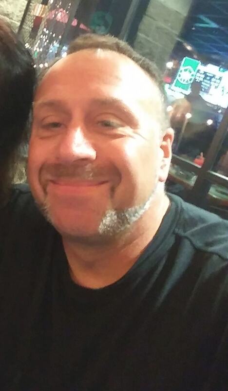 Date this attractive United States man Dave from Milton US21396
