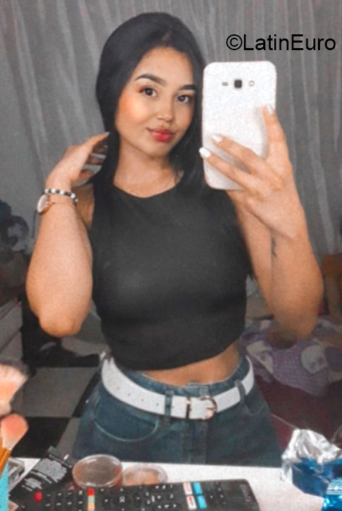 Date this tall Colombia girl Doriana from Medellín CO30749