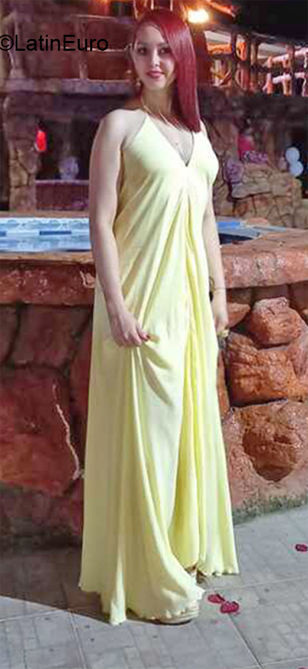 Date this sultry Colombia girl Joha from Cali CO31421