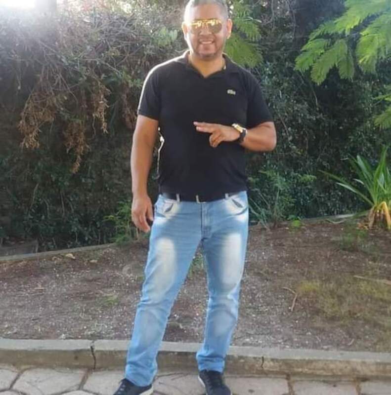 Date this pretty Brazil man Alexandre Enock from Rio De Janeiro BR11449