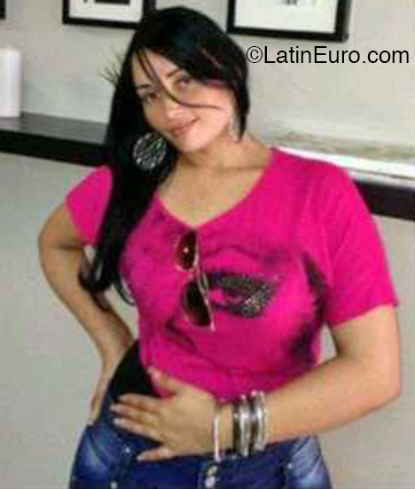 Date this funny Dominican Republic girl Kay from Santo Domingo DO40299