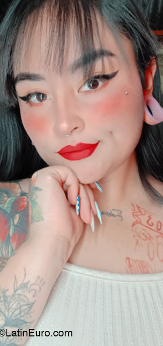 Date this georgeous Colombia girl Lu from Bogota CO30978