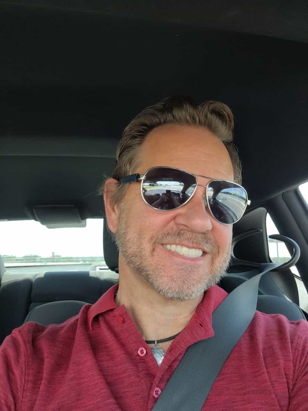 Date this foxy United States man Mike from Austin UM81