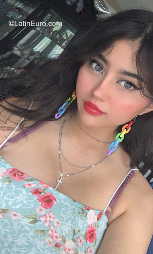 Date this georgeous Mexico girl AaAbk from Sinaloa MX2516