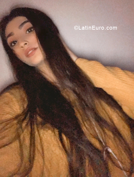 Date this hard body Mexico girl Arlety from Mexicali MX2505