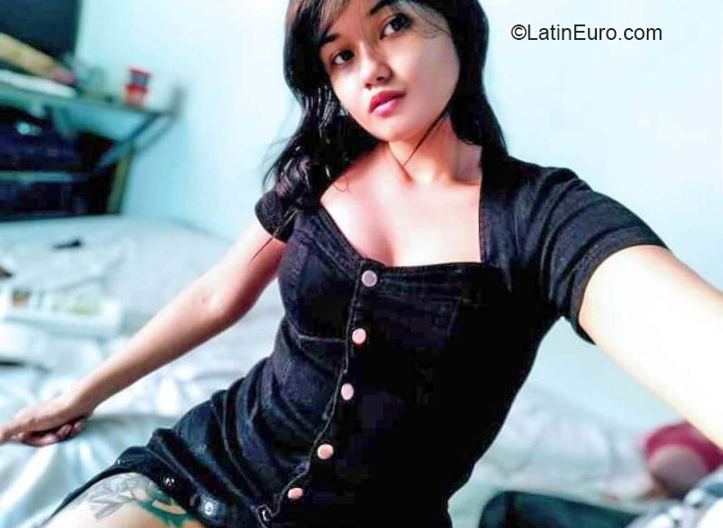 Date this sensual Colombia girl Hilda from Bucaramanga CO31031