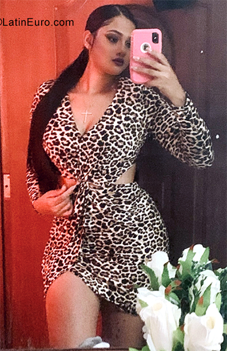 Date this good-looking Dominican Republic girl Nanlely from Nagua DO40363