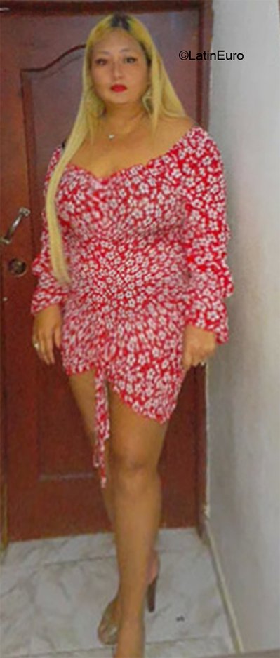 Date this happy Dominican Republic girl Yosmery from Puerto Plata DO40440