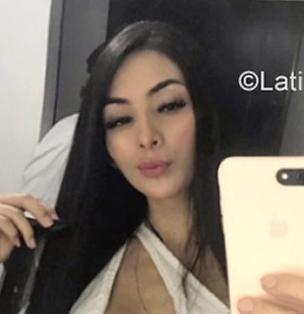 Date this gorgeous Colombia girl Trixie from Medellin CO31163