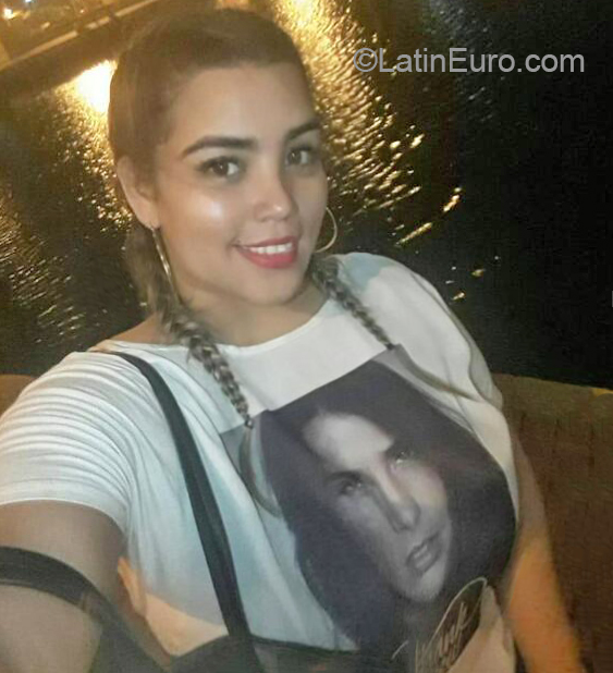 Date this attractive Colombia girl Sofia from Cali CO31313