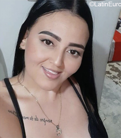 Date this passionate Colombia girl Caro from Medellín CO31319