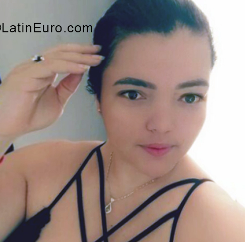 Date this young Colombia girl Erendida from Barranquilla CO31422