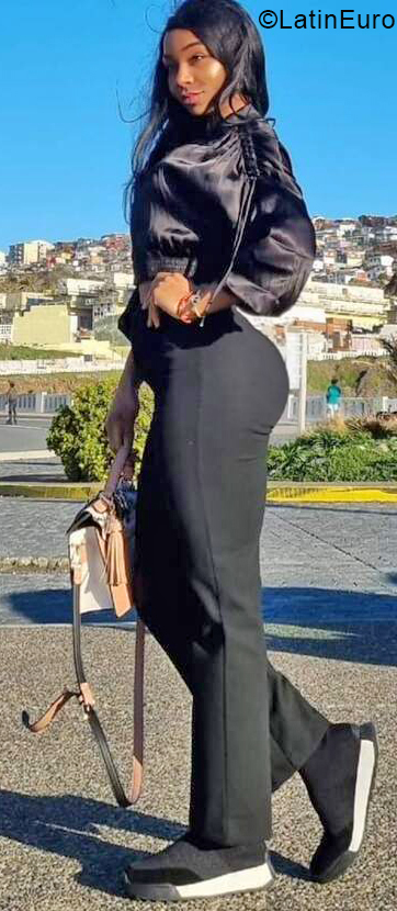 Date this gorgeous Colombia girl Anny from Santiago De Chile CO31446