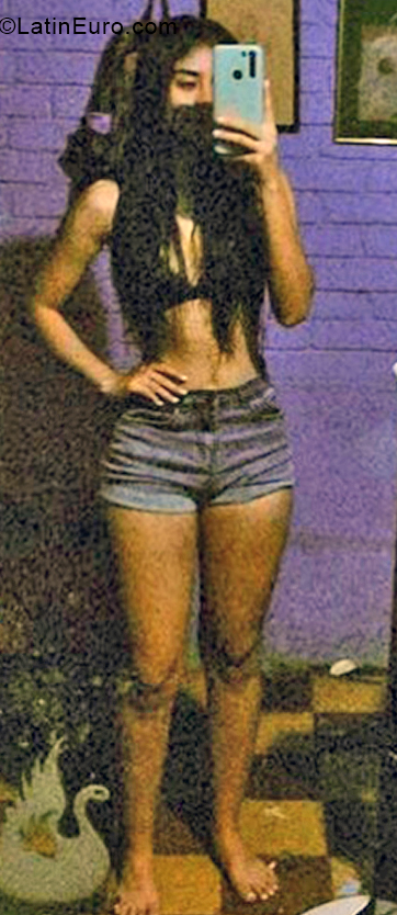 Date this attractive Colombia girl Laura from Cucuta CO31449
