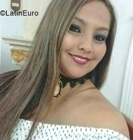 Date this charming Colombia girl Caleita from Cali CO31471