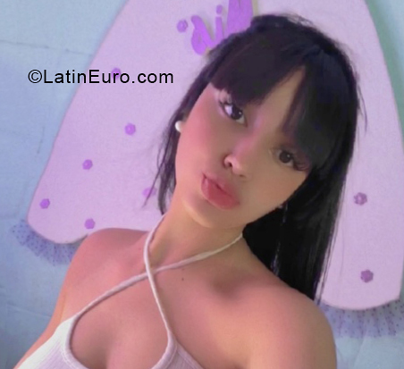 Date this gorgeous Uruguay girl Abi from Montevideo UY88