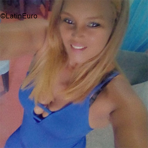 Date this passionate Dominican Republic girl Yahaira from Santiago DO40668