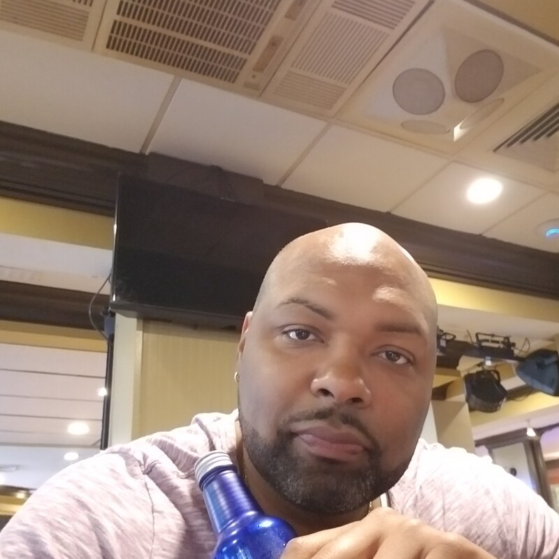 Date this attractive United States man Kwasi301 from Orlando US21711